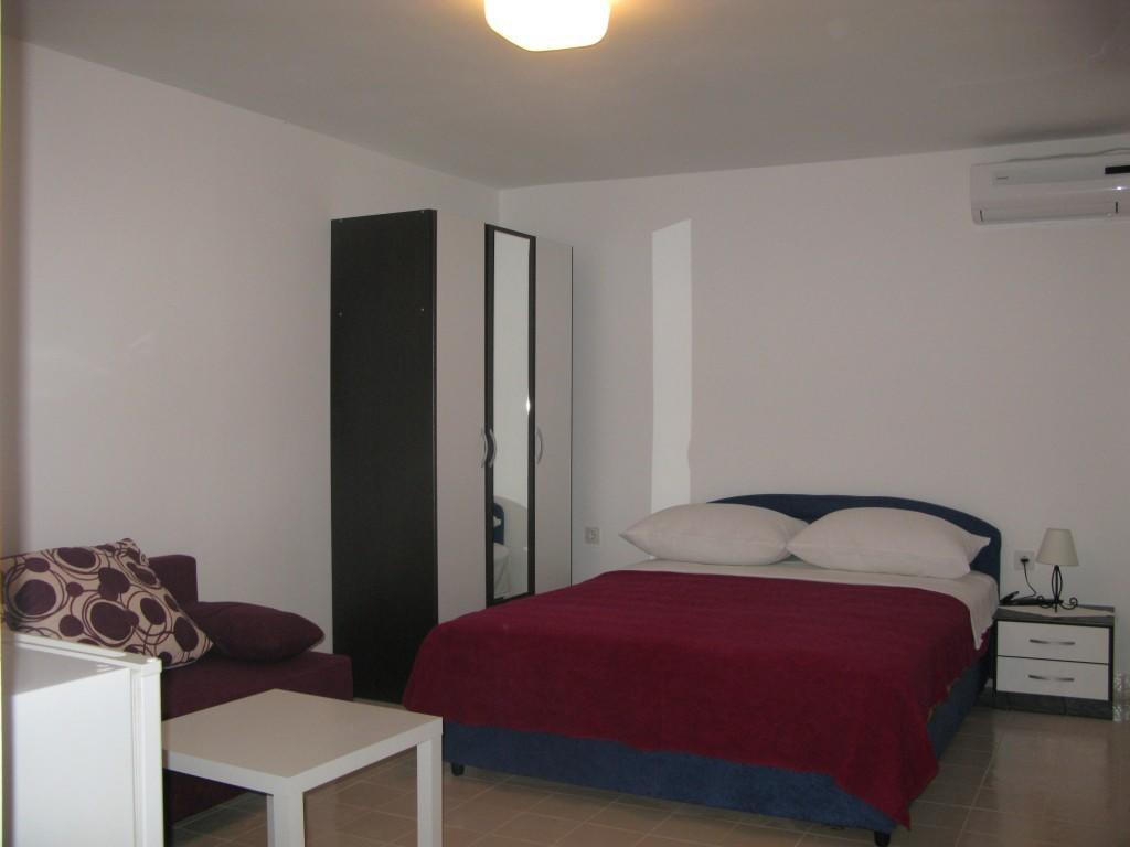 Apartmani Orhideja Rab Town Ruang foto