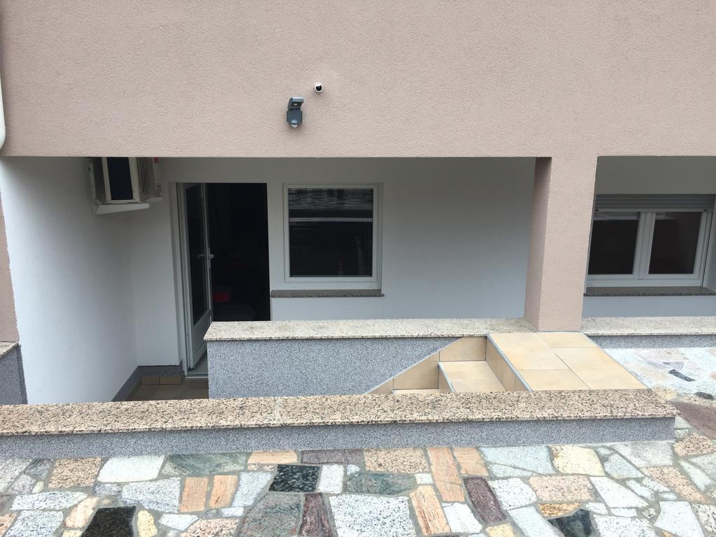 Apartmani Orhideja Rab Town Bagian luar foto